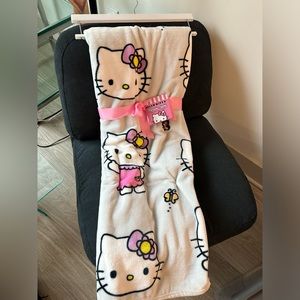 Hello kitty 2024 spring flowers blanket